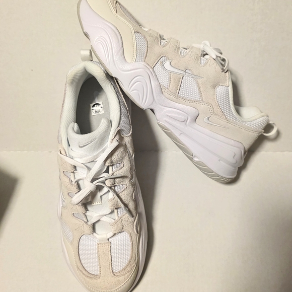 Mens Nike Tech New Without Box - Picture 2 of 2